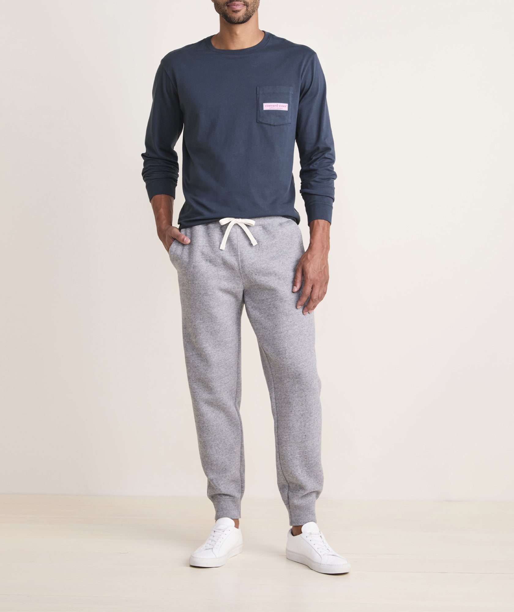 CAMIBUSO Logo Box VINEYARD VINES