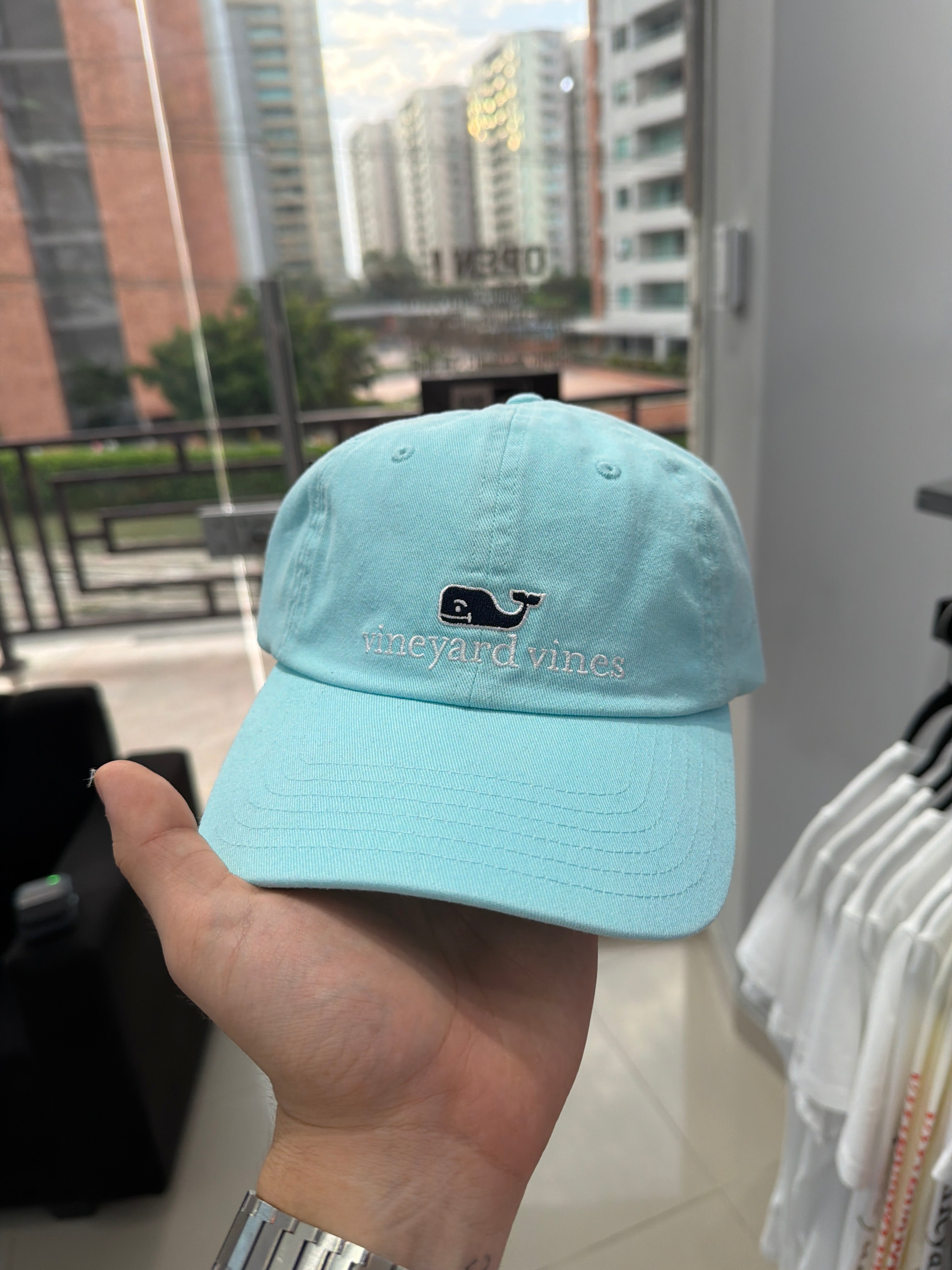 Gorra Logo Vineyard Vines Azul Claro