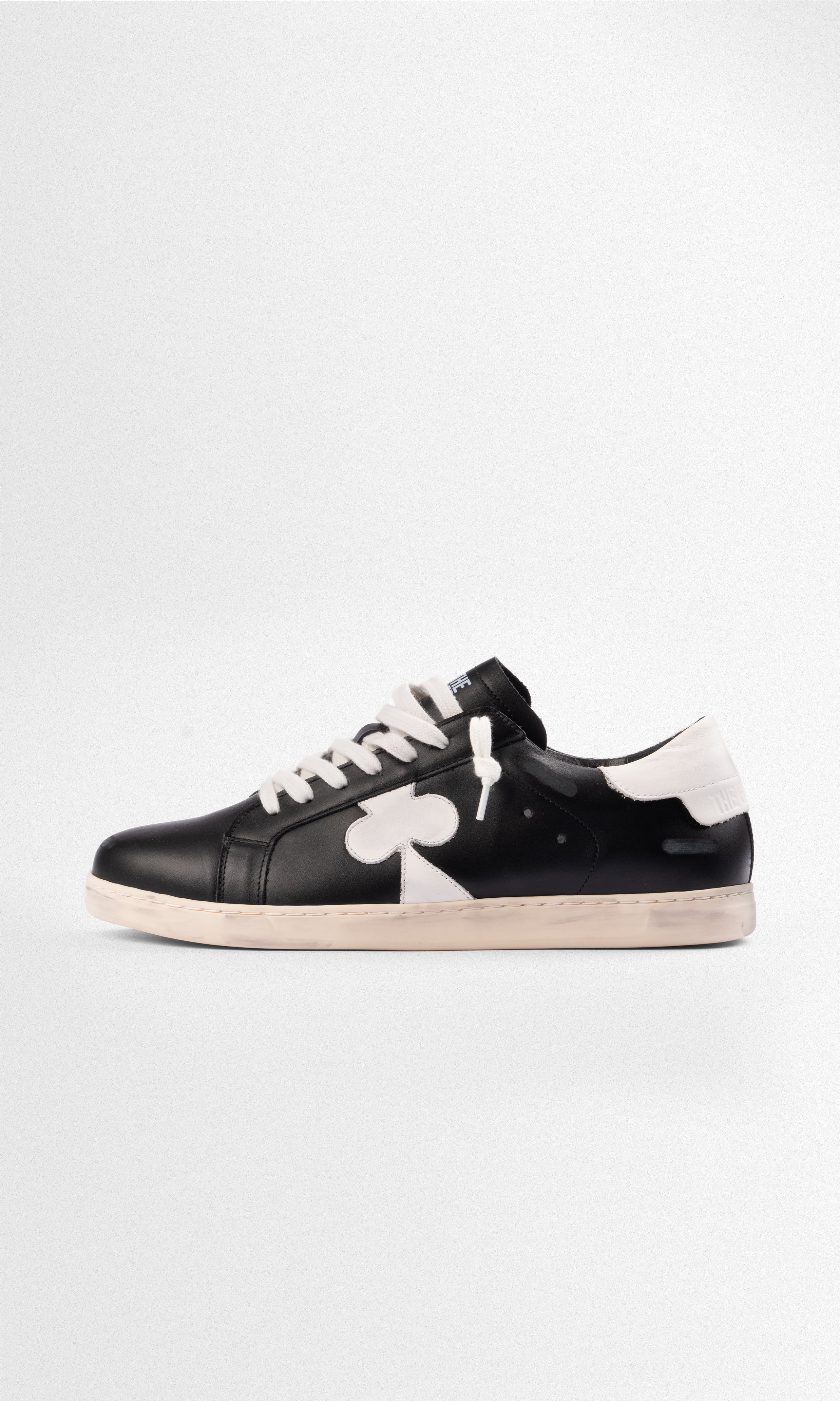 Sneaker de Cuero Geneva — Black & White