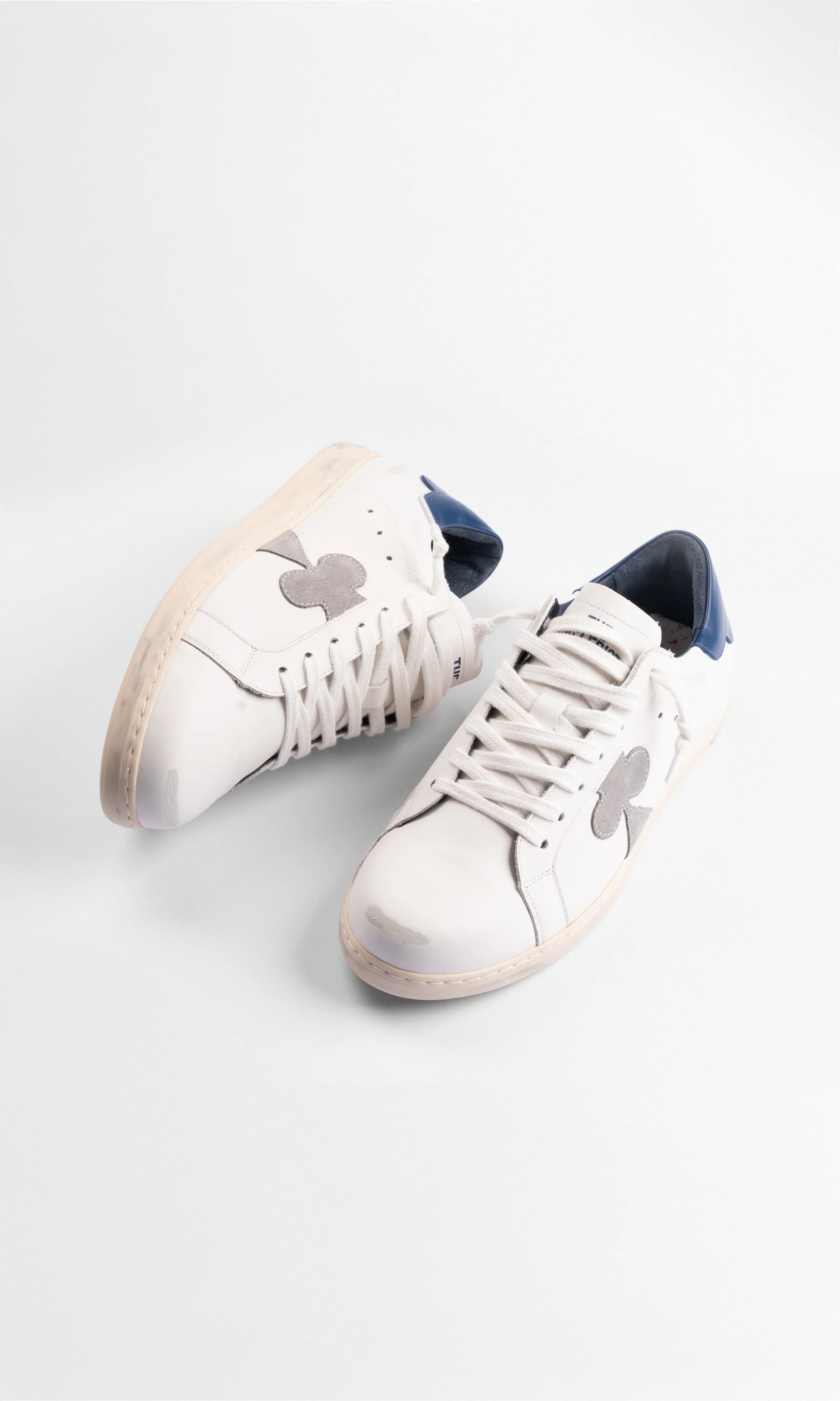 Sneaker de Cuero Geneva — Navy Heel