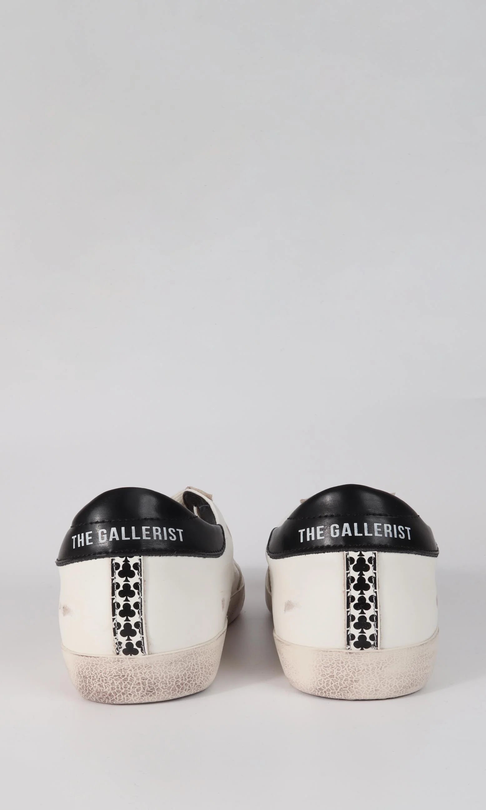 ZAPATOS Distressed Leather Sneaker NEGRO Blanco THE GALLERIST
