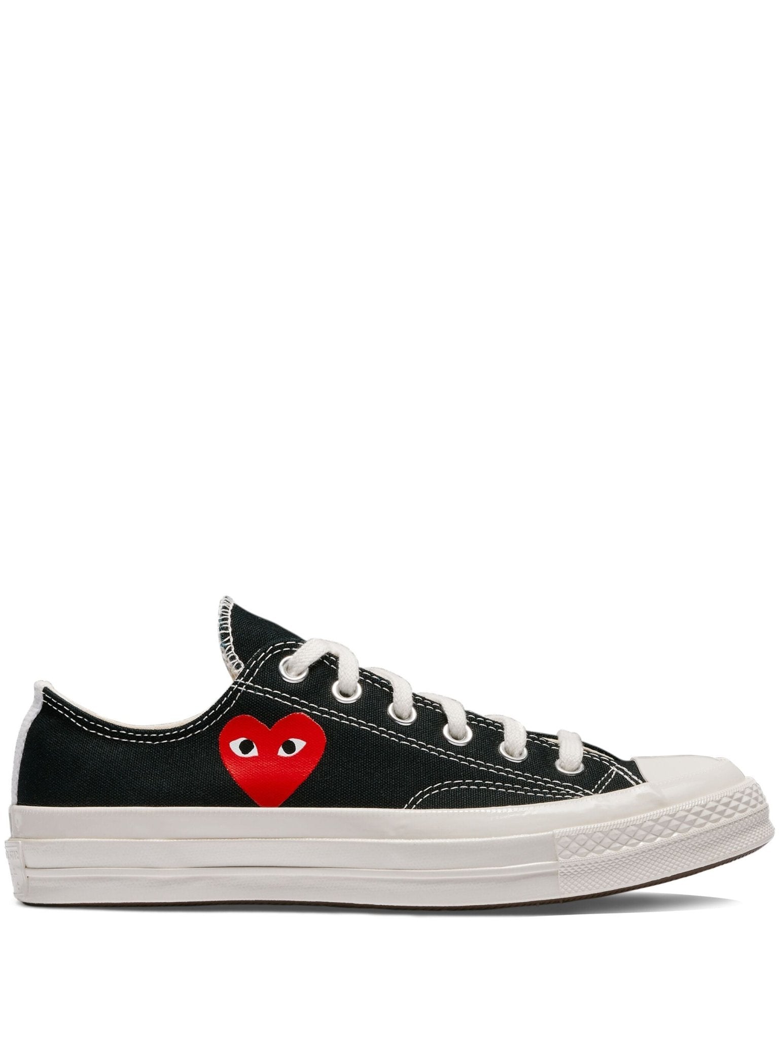 Tenis PLAY Comme des Garçons Single Heart Chuck 70 Low